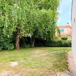 Sous Le Marronnier - Maison Pour 4 Avec Jardin Royan