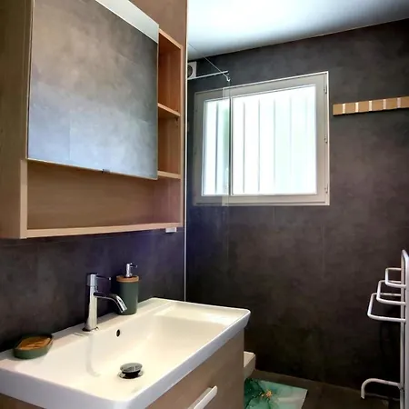 Sous Le Marronnier - Maison Pour 4 Avec Jardin * 로양
