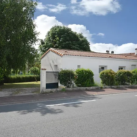 Vakantiehuis Sous Le Marronnier - Maison Pour 4 Avec Jardin