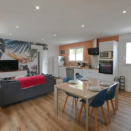 Sous Le Marronnier - Maison Pour 4 Avec Jardin * Royan